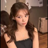 Kim Chaewon