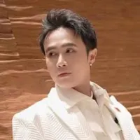 Huỳnh lập [Cảnh sát trưởng]