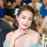 Mẹ anh