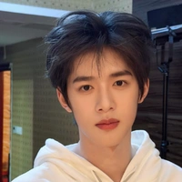 Quan Tuấn Thần /@Guan_Chen