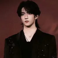 LƯU DIỆU VĂN