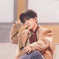 Lê Quang Hùng(Phone+MasterD)