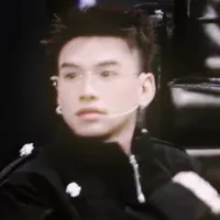 trần thể thể thiên_ phóng viên