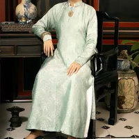 bà hương_mẹ bách