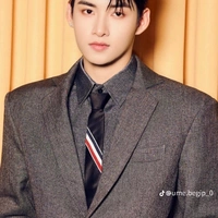 hùng huỳnh
