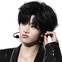 Trương Hàm Thụy / @zhr