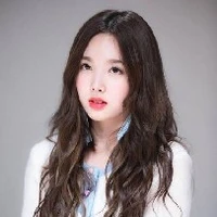 Im Nayeon