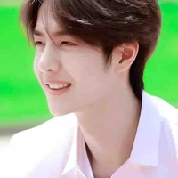 Vương Nhất Bác 