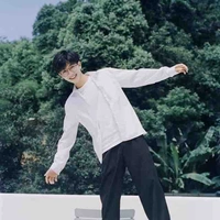 Bảo Bình - Lập dị