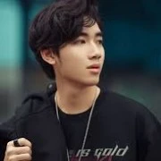 K-icm(em trai sinh đôi của K)