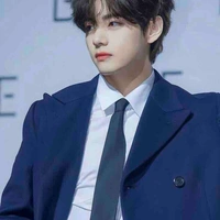 Kim Taehyung - Hắn