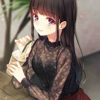 Con gái bà tác giả ( Molly)