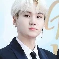 Min Yoongi (suga)
