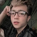 Việt (Vịt)