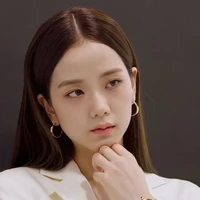 KIM JISOO ( SOYA )