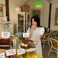 Hồ Nhã Linh