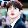 Min Yoongi (suga)