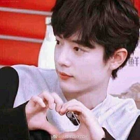 ❤TIÊU CHIẾN💕🐰
