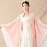 mẹ Tuấn Anh