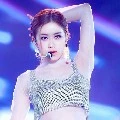 Kim Rosé( chị JN)