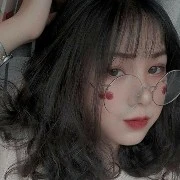 Trâm (mẹ của Bạch và Lý)