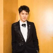 Phùng Thiệu Phong (cha Chiến)