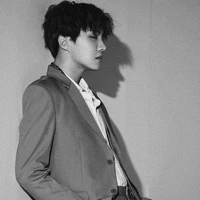 Jung HoSeok-Anh JK
