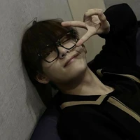 Kim Taehyung- Hắn
