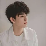 Vương Tuấn Khải