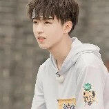 Vương Tuấn Khải