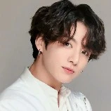 Jungkook( bạn cùng lớp Jisoo)