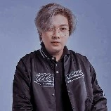 Kairon(bạn Ro,ngừi yêu Sim)