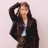 IU(Chị Jisoo)