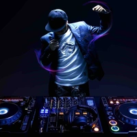 DJ 