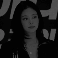 JENNIE
