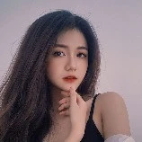 Hạ Loan Chi/Vivian