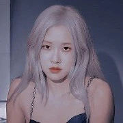 Rose( Chaeyoung )