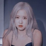 Rose( Chaeyoung )