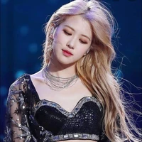 ba của Kookie