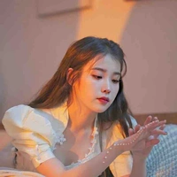 IU