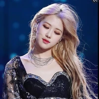 Park Chaeyoung ( Rosé )