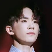 Dịch Dương Thiên Tỉ