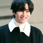 Kim Taehyung (Ba Jisoo)