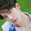 bác sĩ VƯƠNG NHẤlT BÁC anh cả