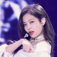Jennie - Chị