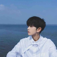 Trâu già gặm cỏ non