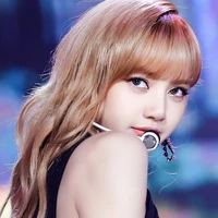 Lisa( nàng)