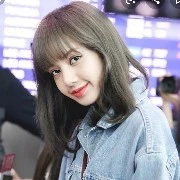 Lisa(cô)