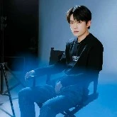 Dich Dương Thiên Tỉ