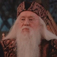 hiệu trưởng Dumbledore
